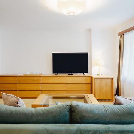 Appartement U Cerneho Medveda- At The Black Bear à Prague Extérieur photo