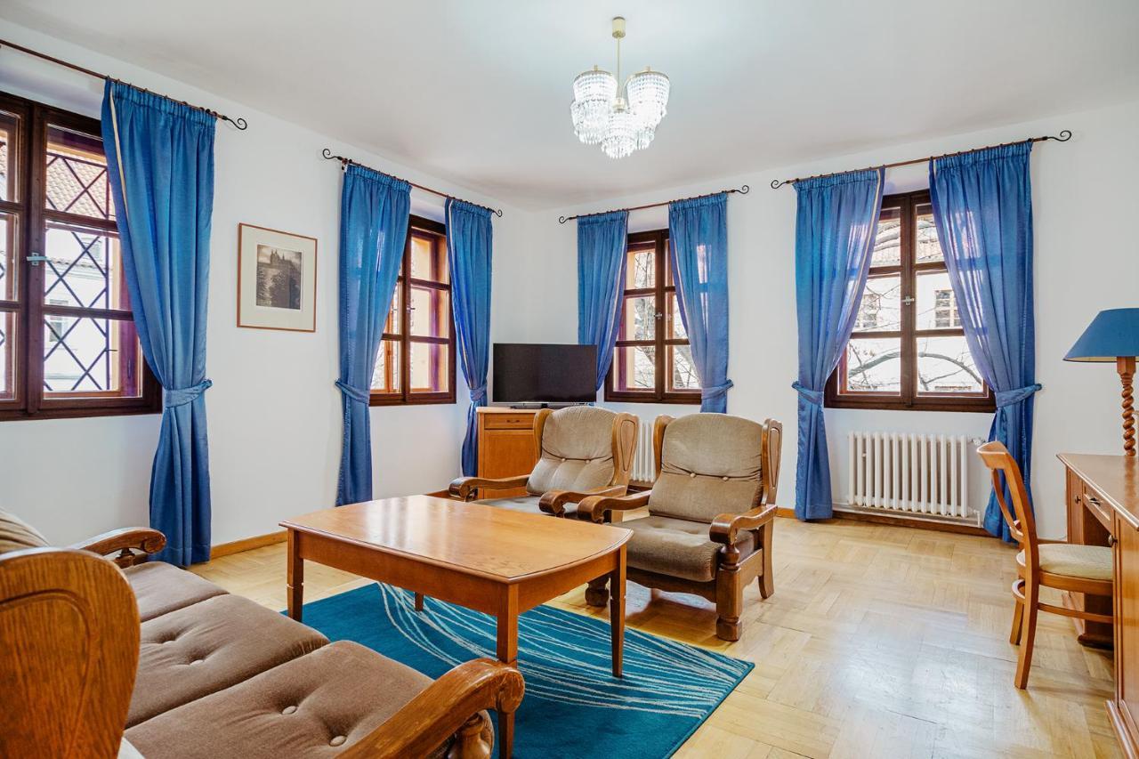 Appartement U Cerneho Medveda- At The Black Bear à Prague Extérieur photo