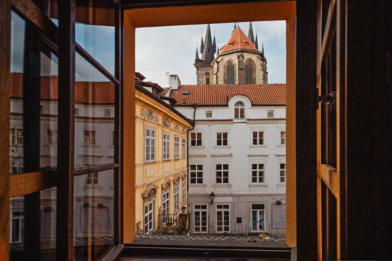 Appartement U Cerneho Medveda- At The Black Bear à Prague Extérieur photo