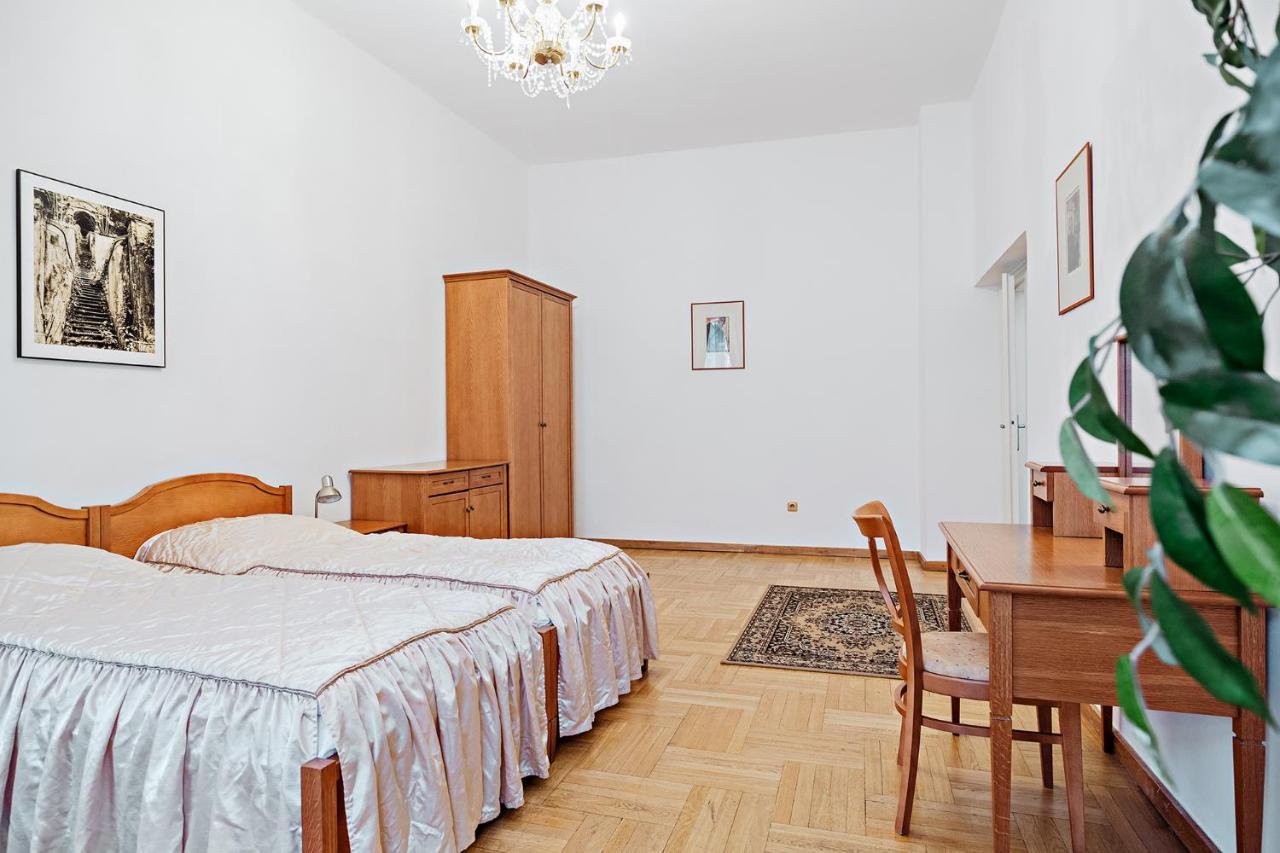 Appartement U Cerneho Medveda- At The Black Bear à Prague Extérieur photo