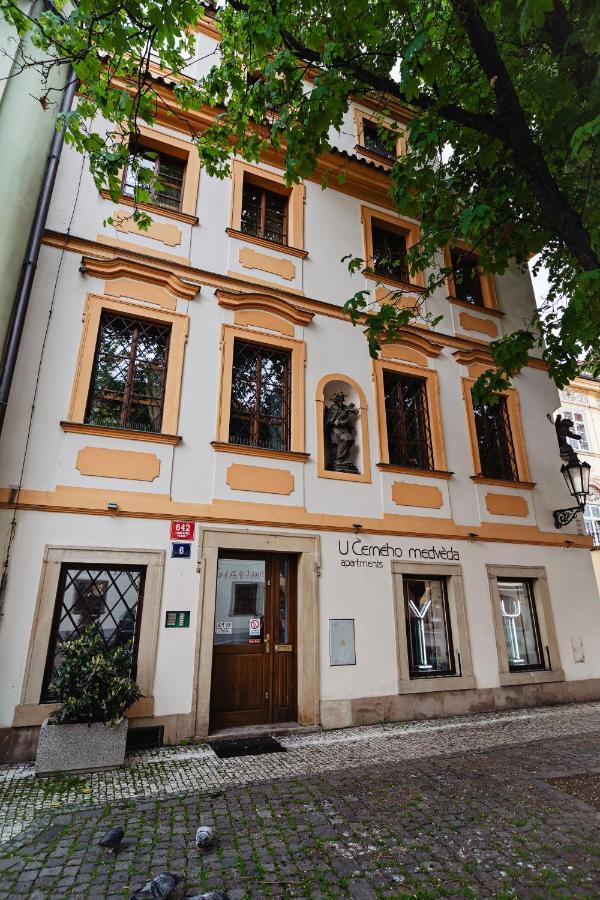 Appartement U Cerneho Medveda- At The Black Bear à Prague Extérieur photo